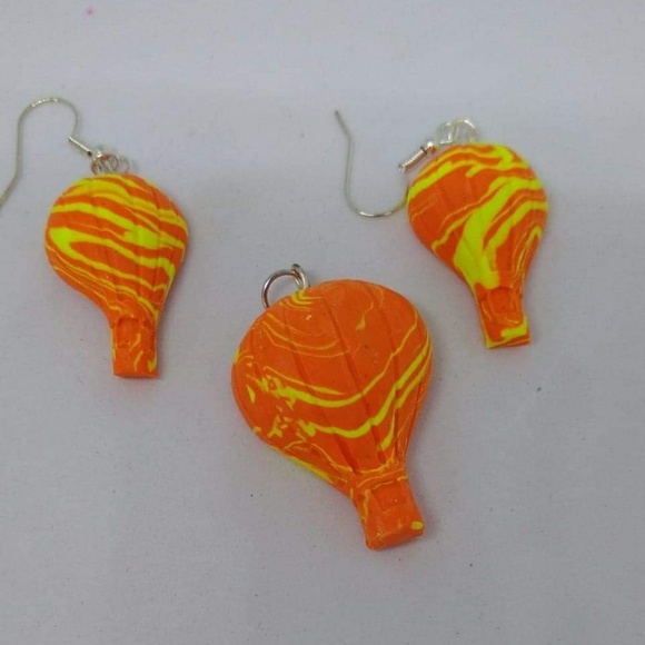 Unique Handmade Polymer Clay Earrings & Pendant - Picture 4 of 6